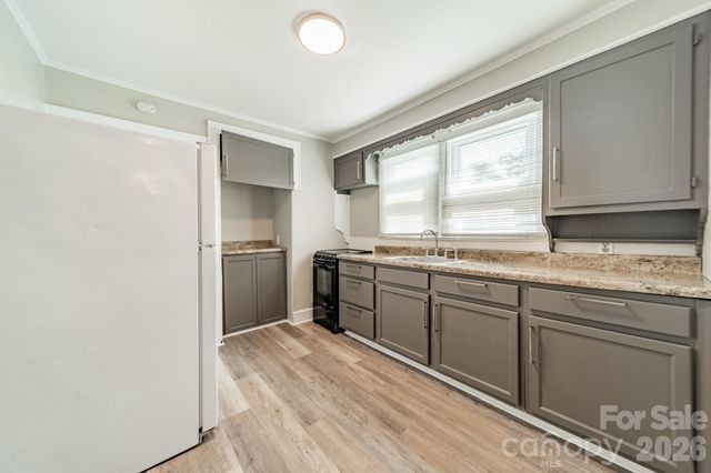 14 Mills Avenue NW, Concord, NC 28027
