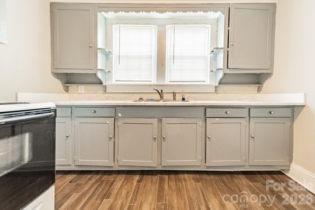 14 Mills Avenue NW, Concord, NC 28027