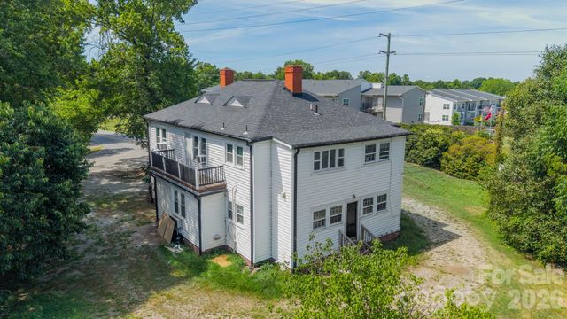 14 Mills Avenue NW, Concord, NC 28027