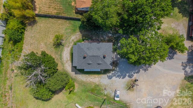 14 Mills Avenue NW, Concord, NC 28027