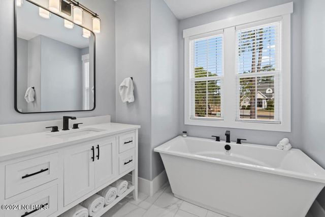 6591 Willowbank Place SW, Ocean Isle Beach, NC 28469