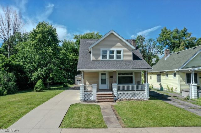 9725 Parkview Avenue, Garfield Heights, OH 44125