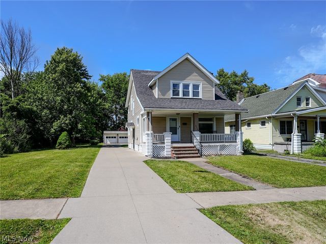 9725 Parkview Avenue, Garfield Heights, OH 44125