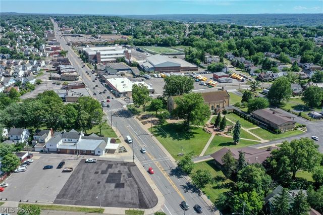 9725 Parkview Avenue, Garfield Heights, OH 44125
