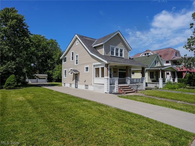 9725 Parkview Avenue, Garfield Heights, OH 44125