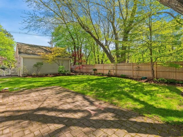 20 Maple Street, Lexington, MA 02420