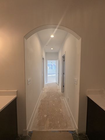 370 Young Ln, Pleasant View, TN 37146