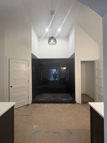 370 Young Ln, Pleasant View, TN 37146