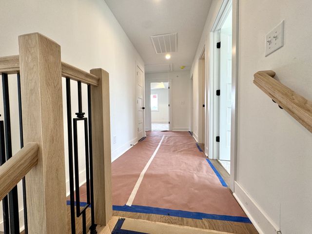 370 Young Ln, Pleasant View, TN 37146