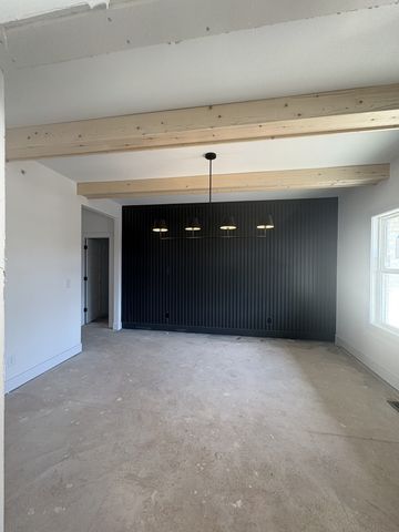 370 Young Ln, Pleasant View, TN 37146