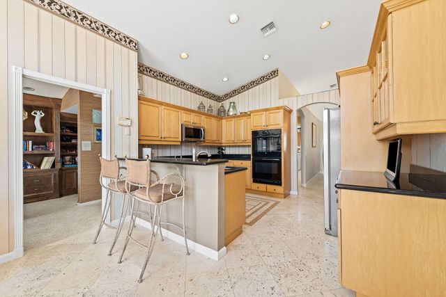 11655 Pamplona Boulevard, Boynton Beach, FL 33437