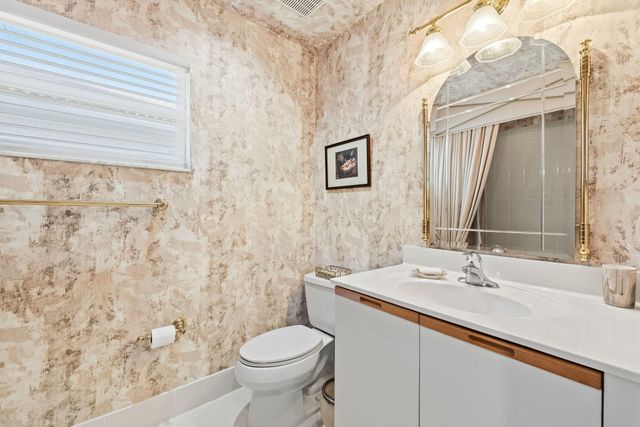 11655 Pamplona Boulevard, Boynton Beach, FL 33437