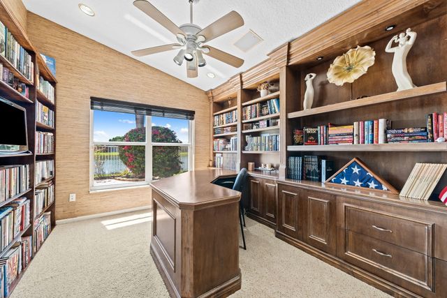 11655 Pamplona Boulevard, Boynton Beach, FL 33437