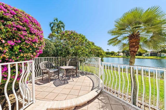 11655 Pamplona Boulevard, Boynton Beach, FL 33437