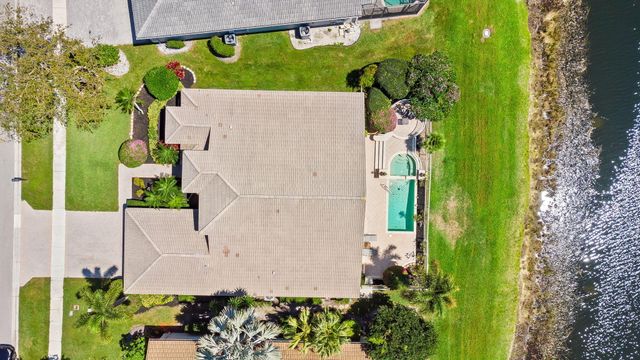 11655 Pamplona Boulevard, Boynton Beach, FL 33437