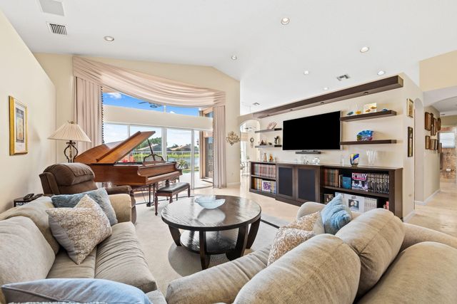 11655 Pamplona Boulevard, Boynton Beach, FL 33437