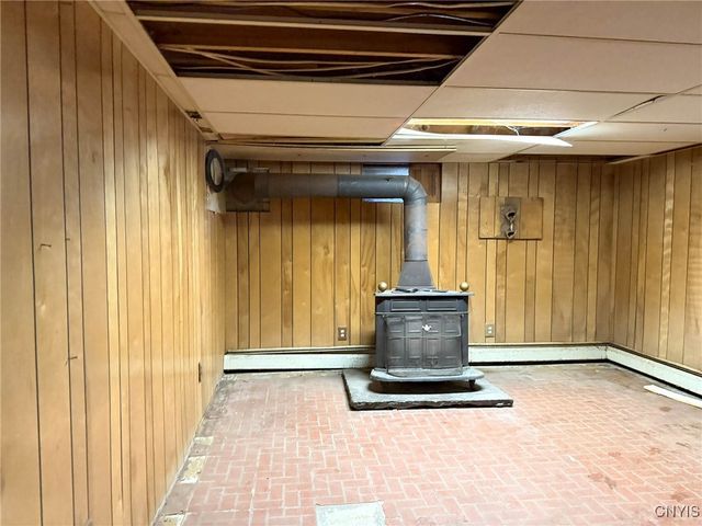 20 Cascade Drive, New Hartford, NY 13413