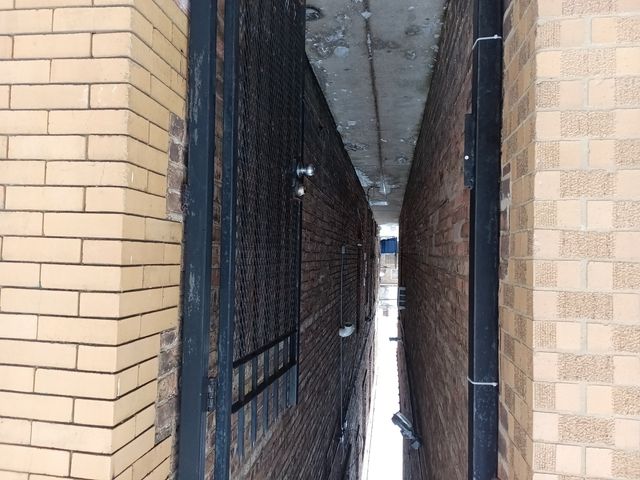 2654 N LARAMIE Avenue, Chicago, IL 60639