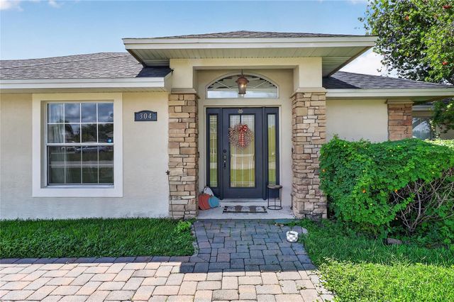 304 BENTLEY OAKS BOULEVARD, Auburndale, FL 33823