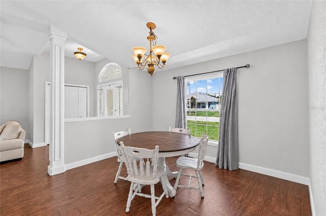 304 BENTLEY OAKS BOULEVARD, Auburndale, FL 33823