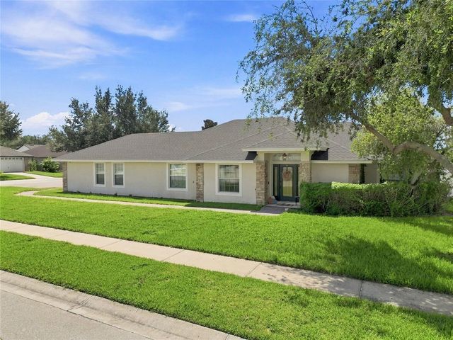 304 BENTLEY OAKS BOULEVARD, Auburndale, FL 33823