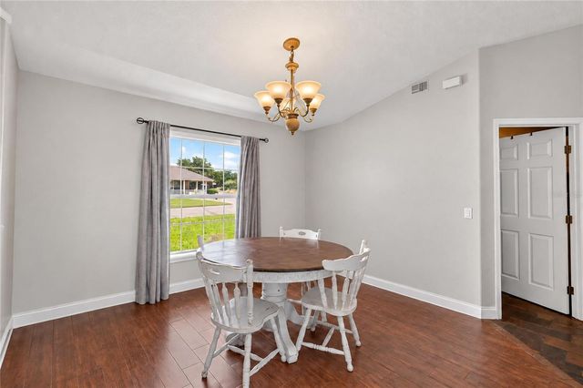 304 BENTLEY OAKS BOULEVARD, Auburndale, FL 33823