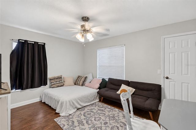 304 BENTLEY OAKS BOULEVARD, Auburndale, FL 33823