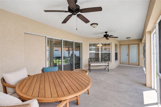 304 BENTLEY OAKS BOULEVARD, Auburndale, FL 33823