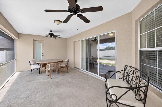 304 BENTLEY OAKS BOULEVARD, Auburndale, FL 33823