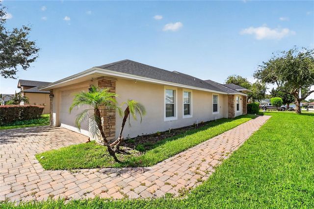 304 BENTLEY OAKS BOULEVARD, Auburndale, FL 33823