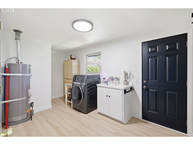 2915 GAME FARM Rd, Springfield, OR 97477