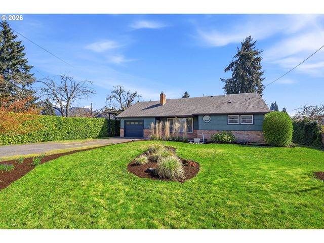 2915 GAME FARM Rd, Springfield, OR 97477