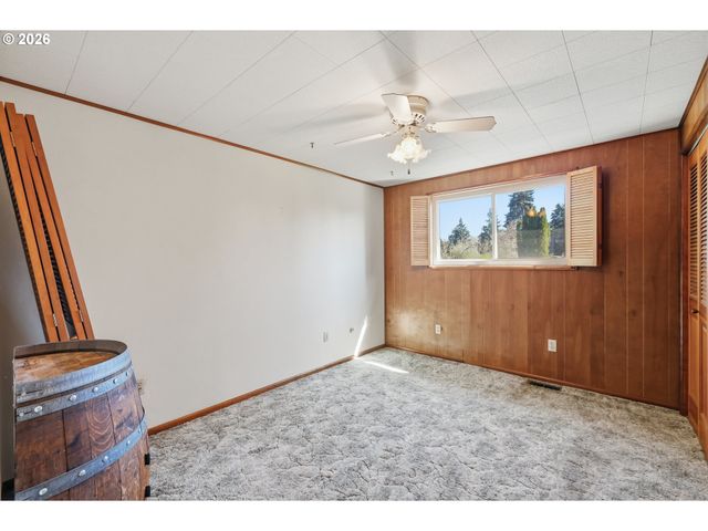 2915 GAME FARM Rd, Springfield, OR 97477