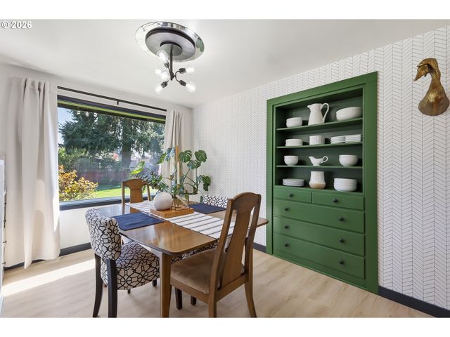 2915 GAME FARM Rd, Springfield, OR 97477