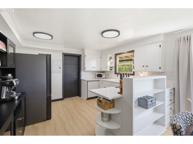 2915 GAME FARM Rd, Springfield, OR 97477