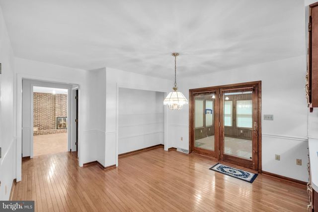 3908 SHORT HILL DR, Allentown, PA 18104