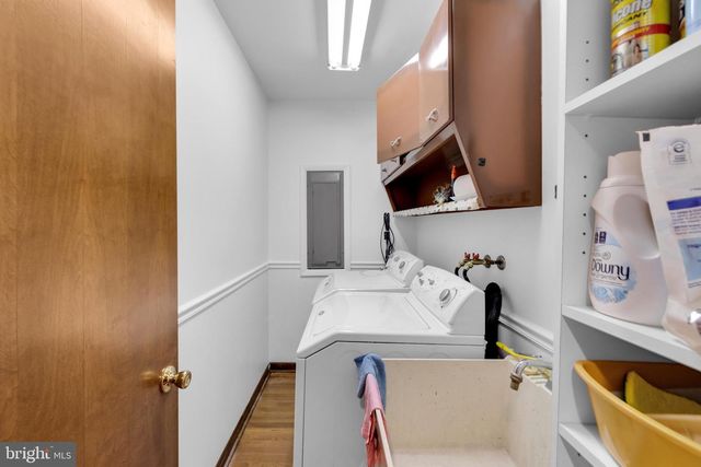 3908 SHORT HILL DR, Allentown, PA 18104