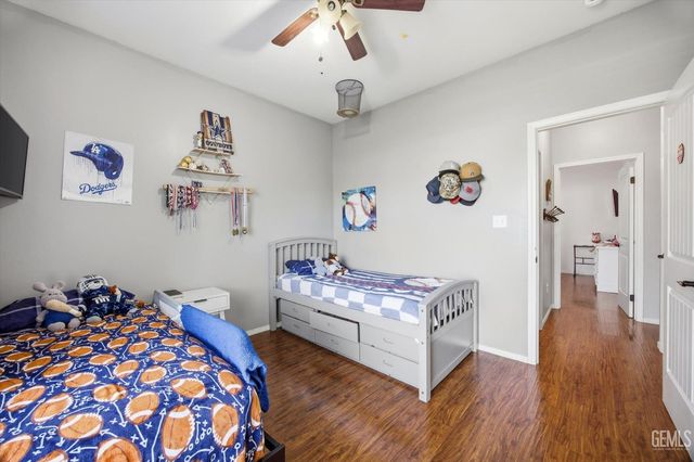 6417 Sultry Rose Court, Bakersfield, CA 93308