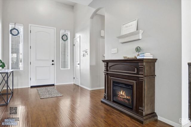 6417 Sultry Rose Court, Bakersfield, CA 93308