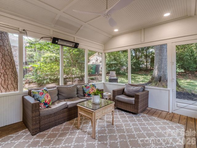6817 Ronda Avenue, Charlotte, NC 28211