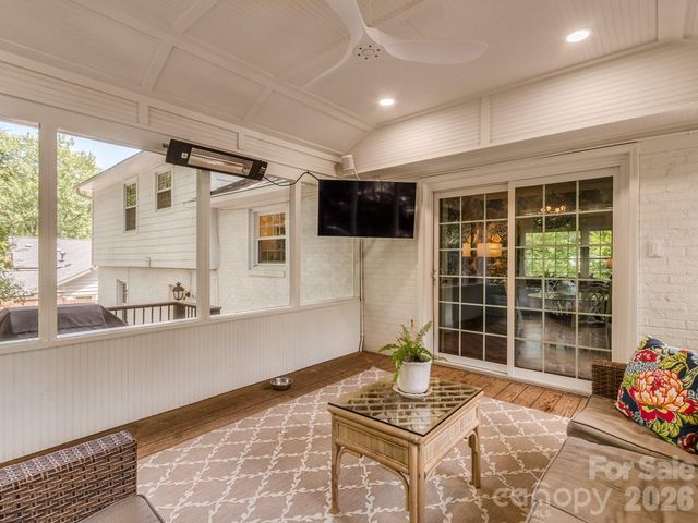 6817 Ronda Avenue, Charlotte, NC 28211