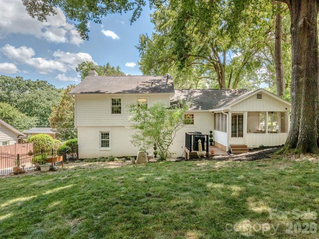 6817 Ronda Avenue, Charlotte, NC 28211