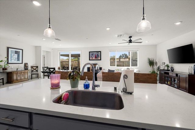 116 Cardini Ln, Lincoln, CA 95648