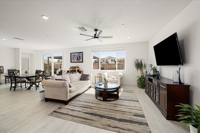 116 Cardini Ln, Lincoln, CA 95648