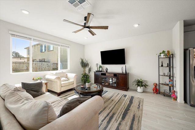 116 Cardini Ln, Lincoln, CA 95648