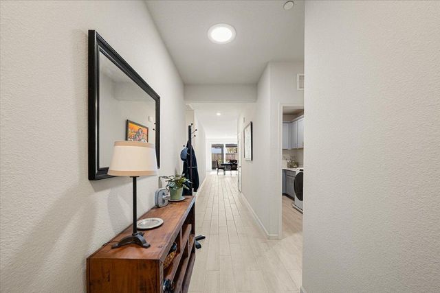 116 Cardini Ln, Lincoln, CA 95648