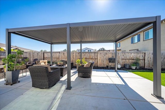 116 Cardini Ln, Lincoln, CA 95648