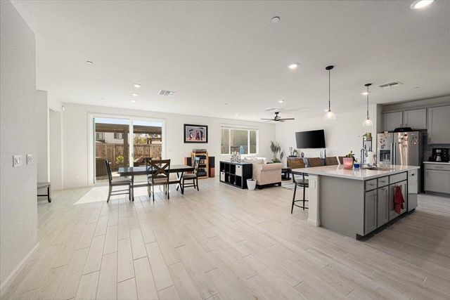 116 Cardini Ln, Lincoln, CA 95648