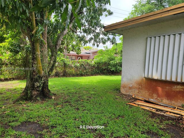 1149 NW 45th Ave, Lauderhill, FL 33313