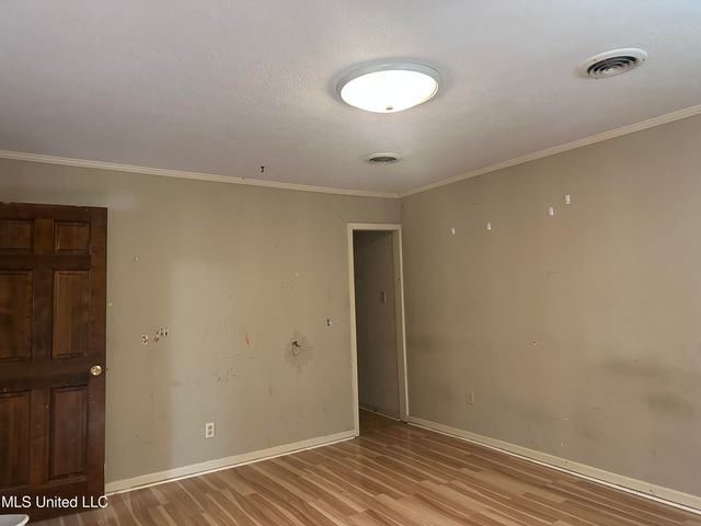 25 Oak Creek Place, Jackson, MS 39211